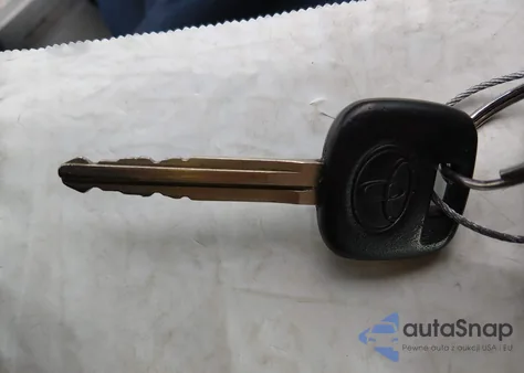 2004 Toyota Camry Le из США, поврежденный, VIN 4T1BE32K74U326429